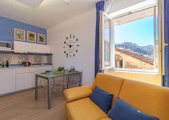 Vivaldo Accademia - Boutique Penthouse In The Heart Of * Sorrento