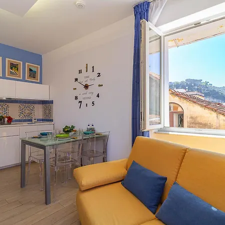 Vivaldo Accademia - Boutique Penthouse In The Heart Of * Sorrente