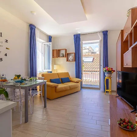 Vivaldo - Accademia 아파트