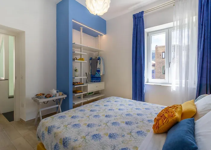 Vivaldo Accademia - Boutique Penthouse In The Heart Of Appartement Sorrente