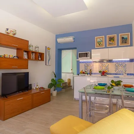 Vivaldo Accademia - Boutique Penthouse In The Heart Of Lägenhet Sorrento