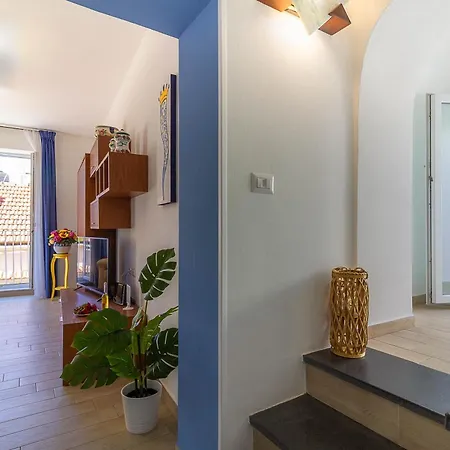 아파트 Vivaldo Accademia - Boutique Penthouse In The Heart Of 소렌토