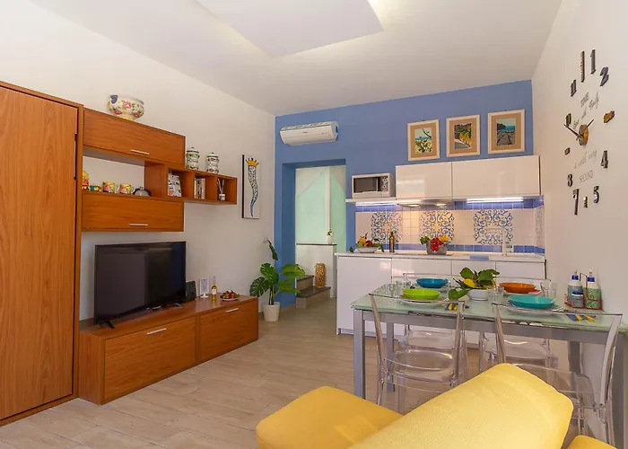 Vivaldo Accademia - Boutique Penthouse In The Heart Of Lägenhet Sorrento